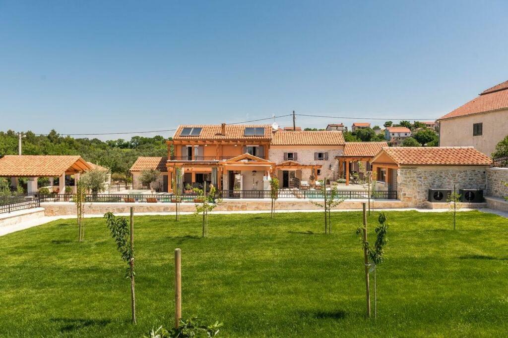 Villa Hirundo Rustica Скрадин Екстериор снимка
