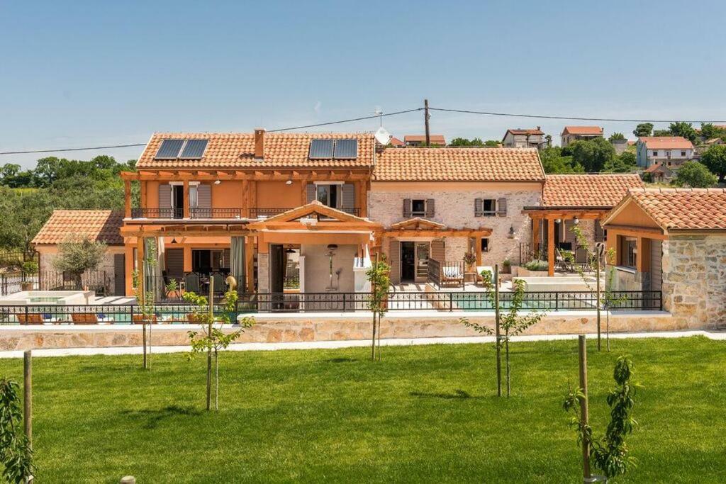 Villa Hirundo Rustica Скрадин Екстериор снимка