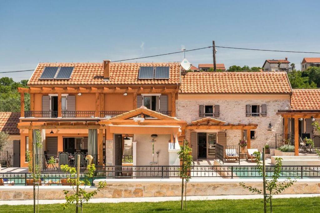 Villa Hirundo Rustica Скрадин Екстериор снимка