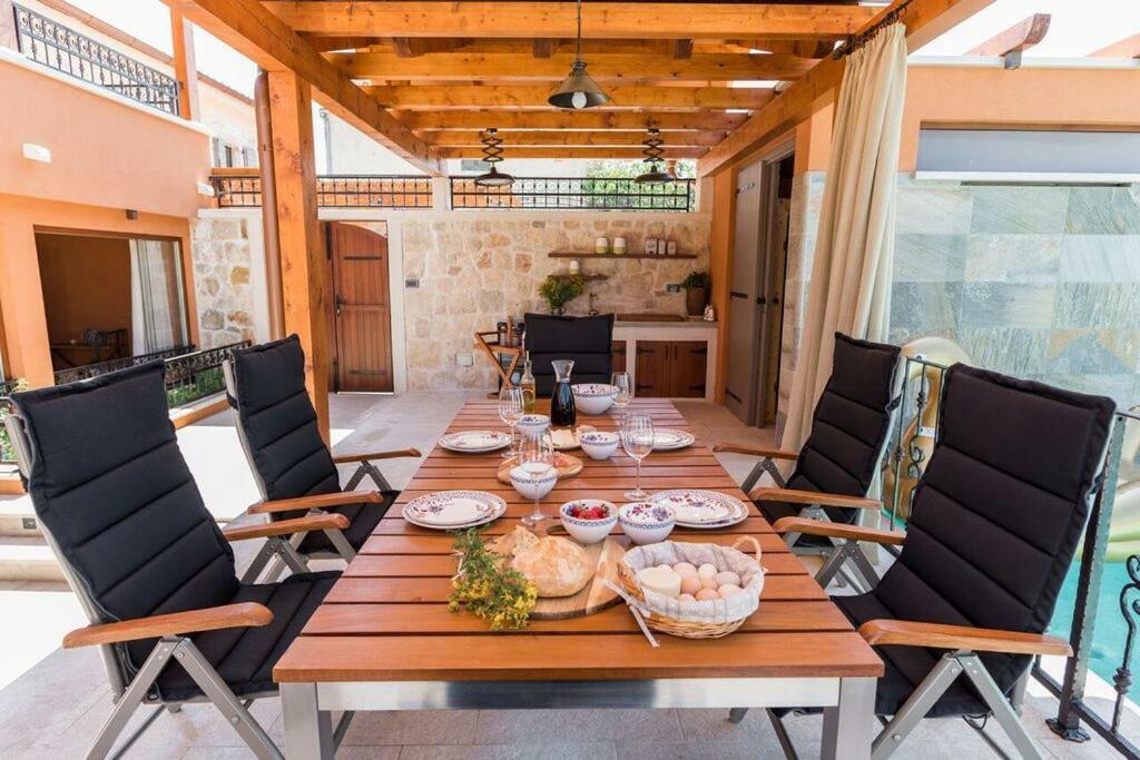 Villa Hirundo Rustica Скрадин Екстериор снимка